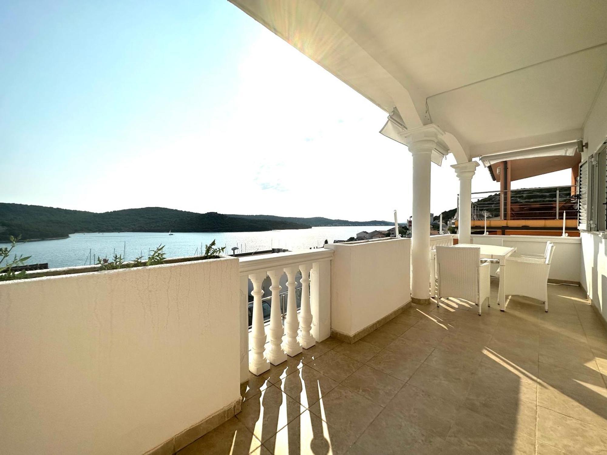 Villa Perla ทิสโน ภายนอก รูปภาพ